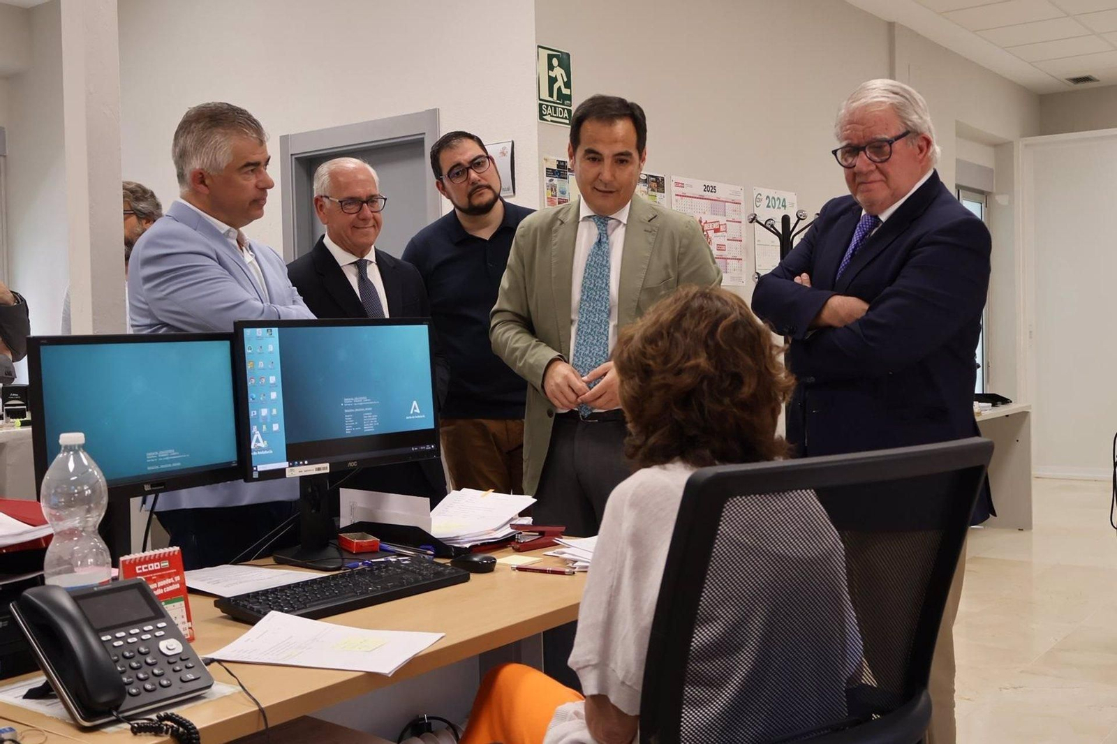 Visita del consejero José Antonio Nieto a los juzgados de Martos.