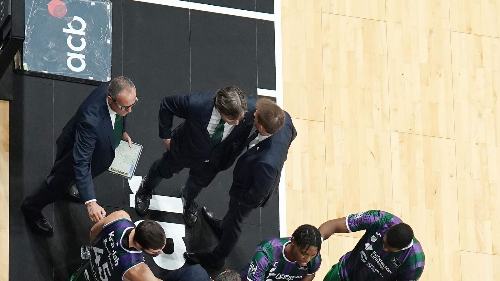 El Real Madrid - Unicaja, final de la Supercopa, en fotos