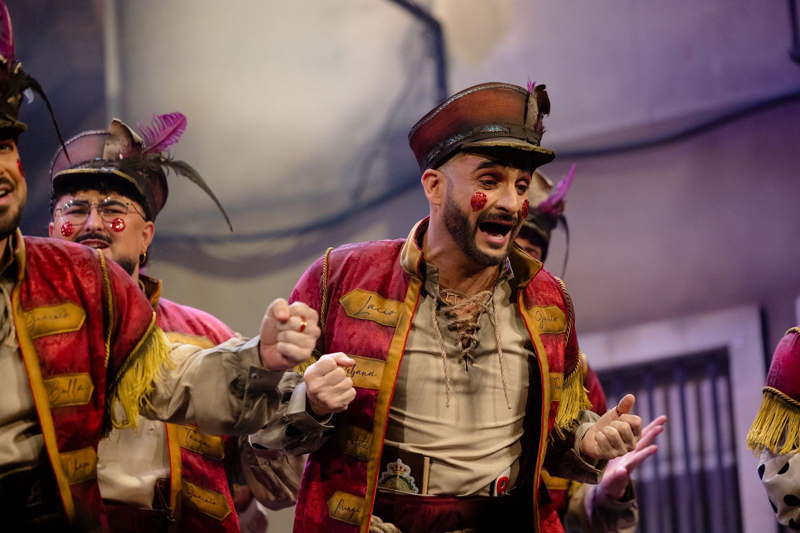 Búscate entre las mejores imágenes de la primera sesión de cuartos del COAC 2026