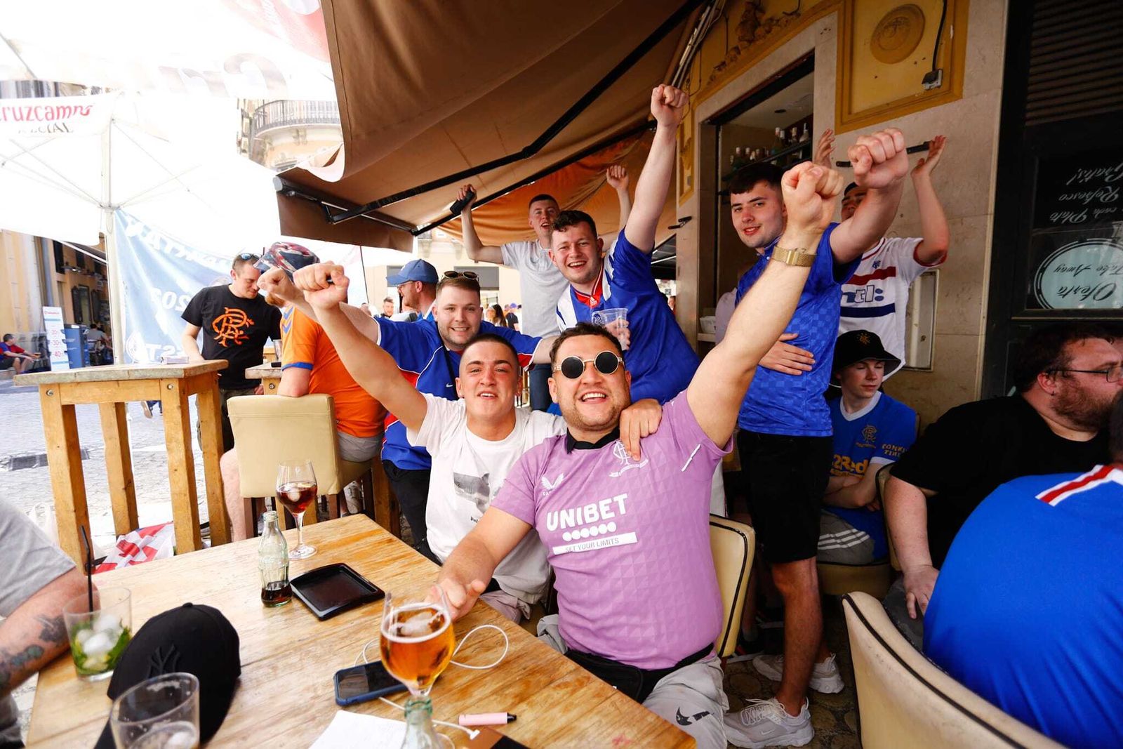 Las fotos de los hinchas del Rangers de Glasgow en Málaga