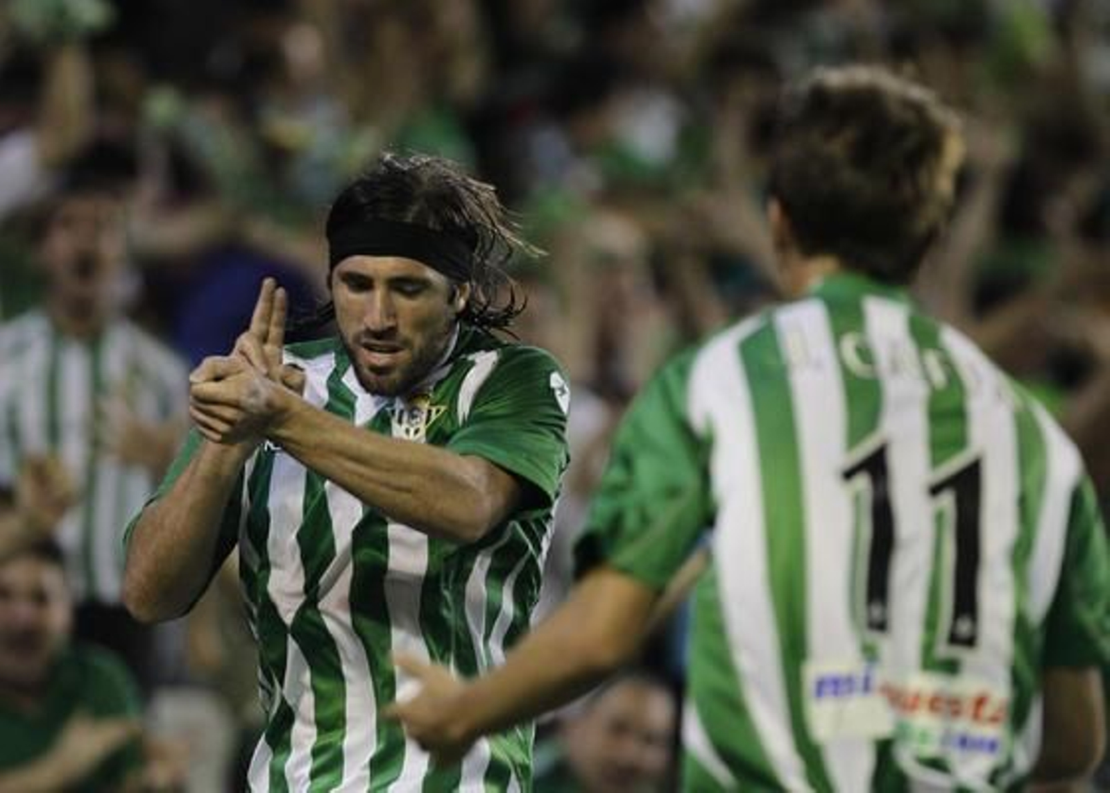 Pavone y Jonathan Pereira dan al Betis tres valiosos puntos para el ascenso.

Foto: Antonio Pizarro