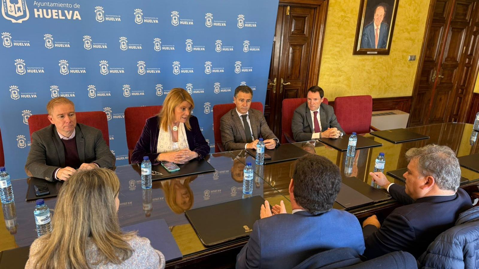 Reunión entre el Ayuntamiento, Puerto y Aguas de Huelva.