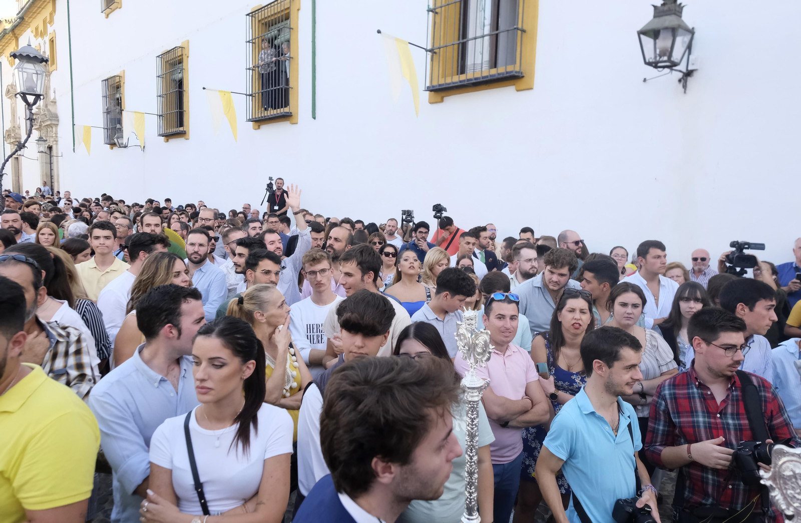 El traslado de la Virgen de la Paz y Esperanza de Córdoba, en imágenes