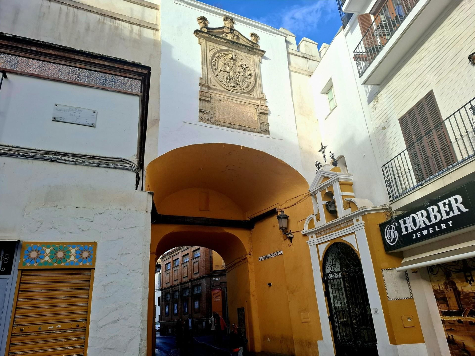 El Postigo y la calle del Aceite