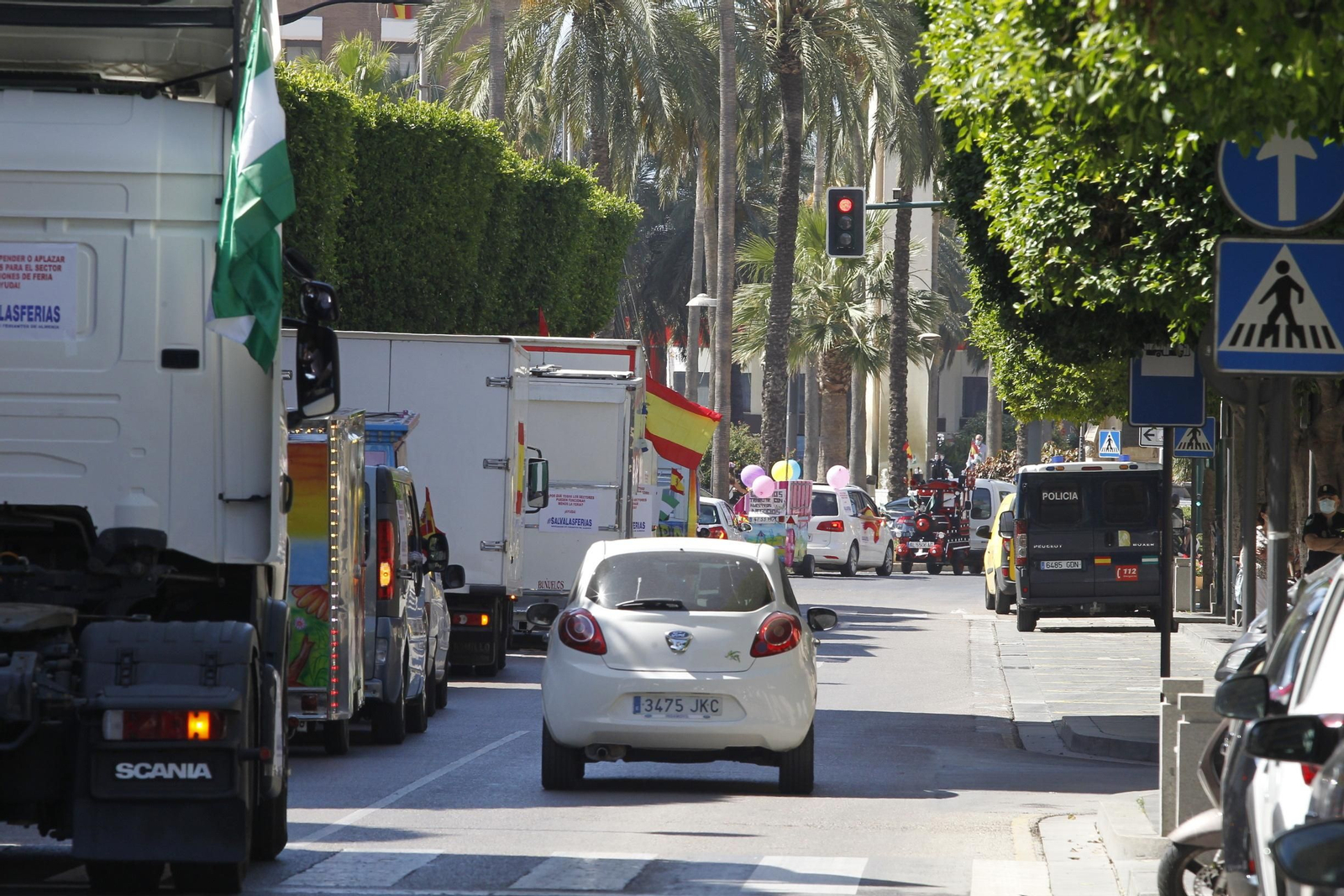 Fotogalería manifestación feriantes. Almería
