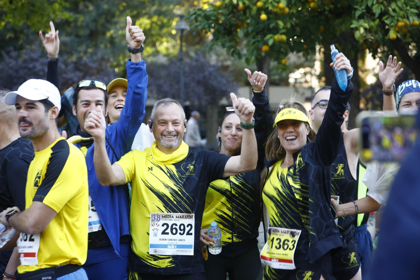 Las mejores fotos de la salida de la Media Maratón de Córdoba 2024