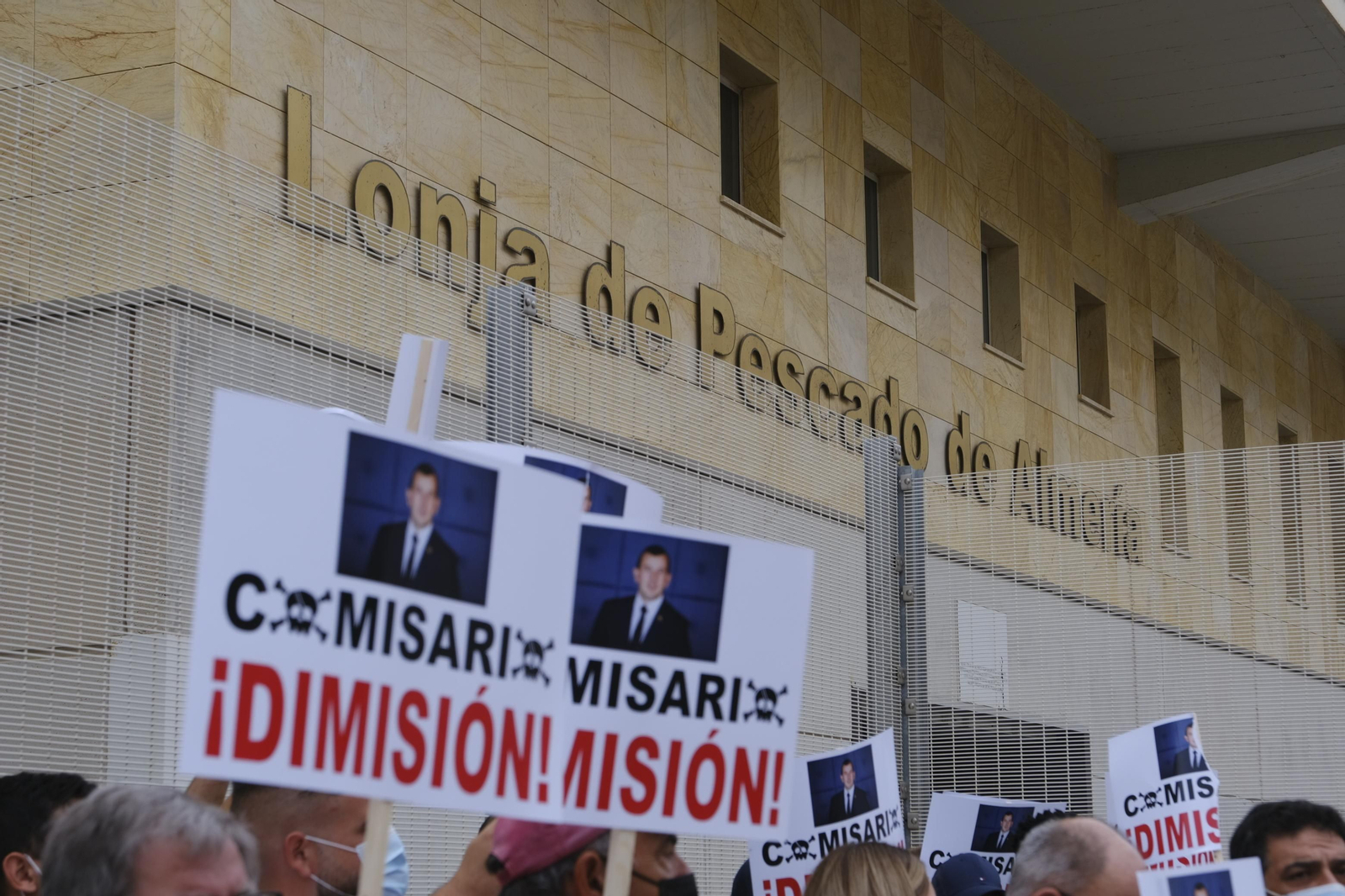 Fotogalería concentración protesta sector pesquero. Almería