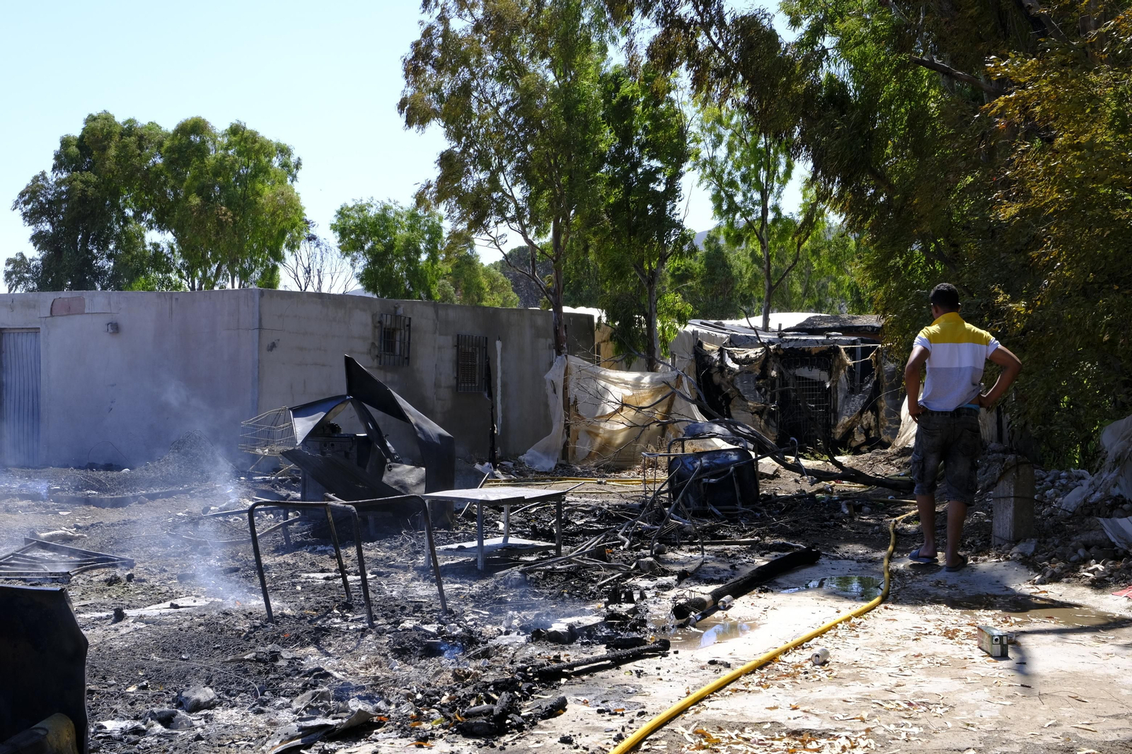 Fotogalería incendio asentamiento de chabolas en Atochares-Níjar (Almería)