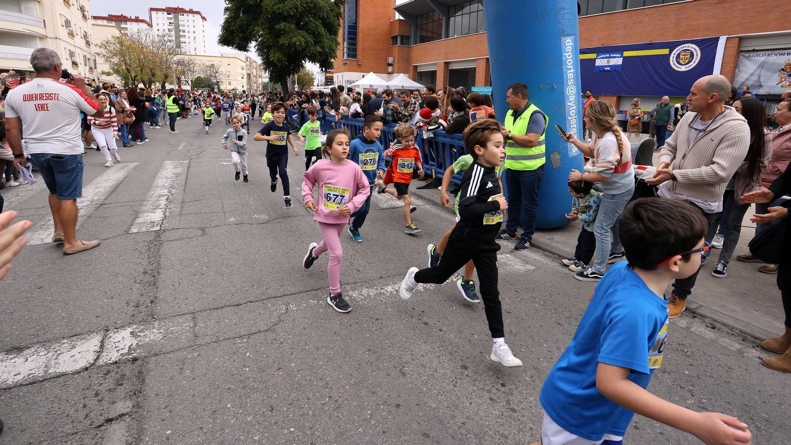 Búscate en la 4ª carrera infantil benéfica Bomberos de Jerez 2024