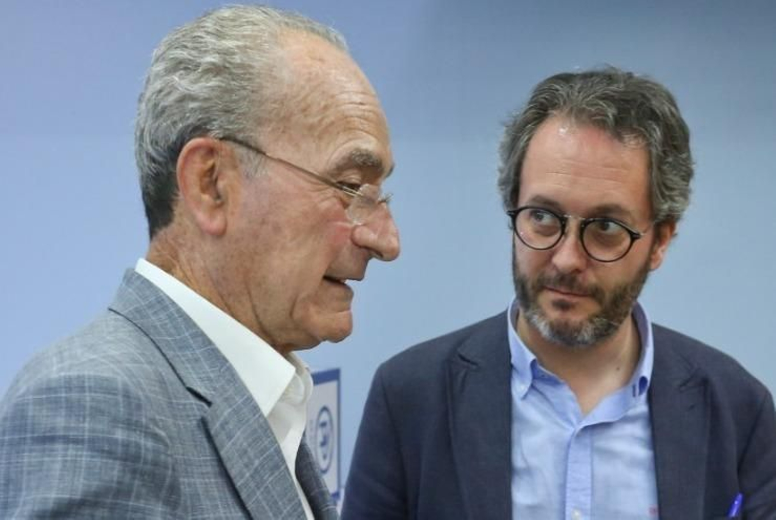 Jesús Espino junto al alcalde de Málaga.