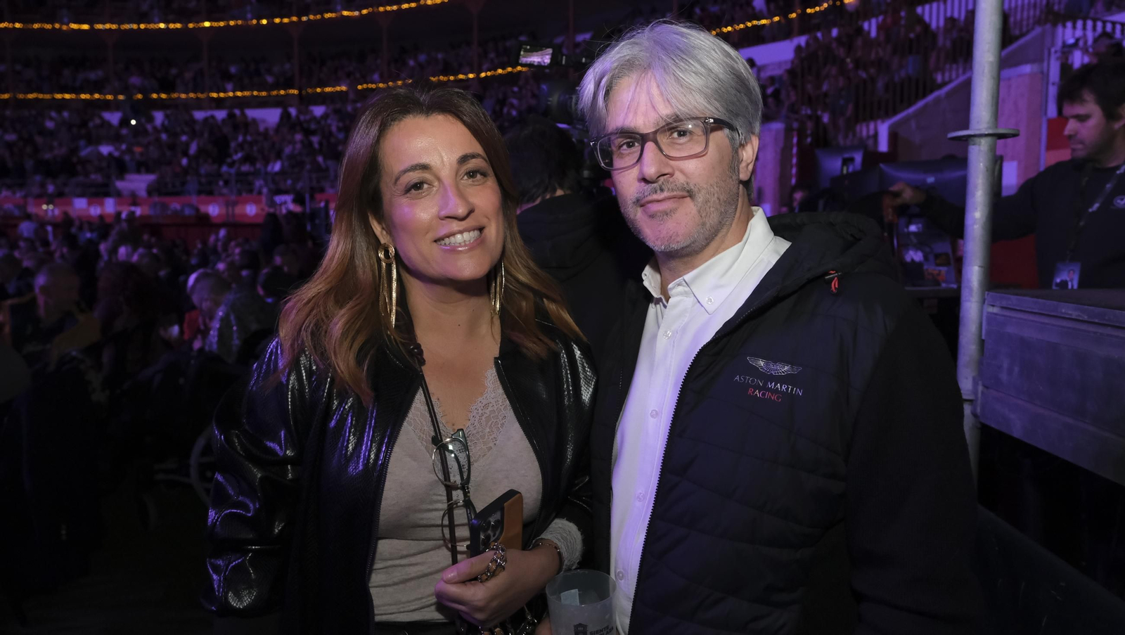 David Bisbal enamora a su Almería en el inicio de la gira 'Todo es Posible en Navidad', en fotografías