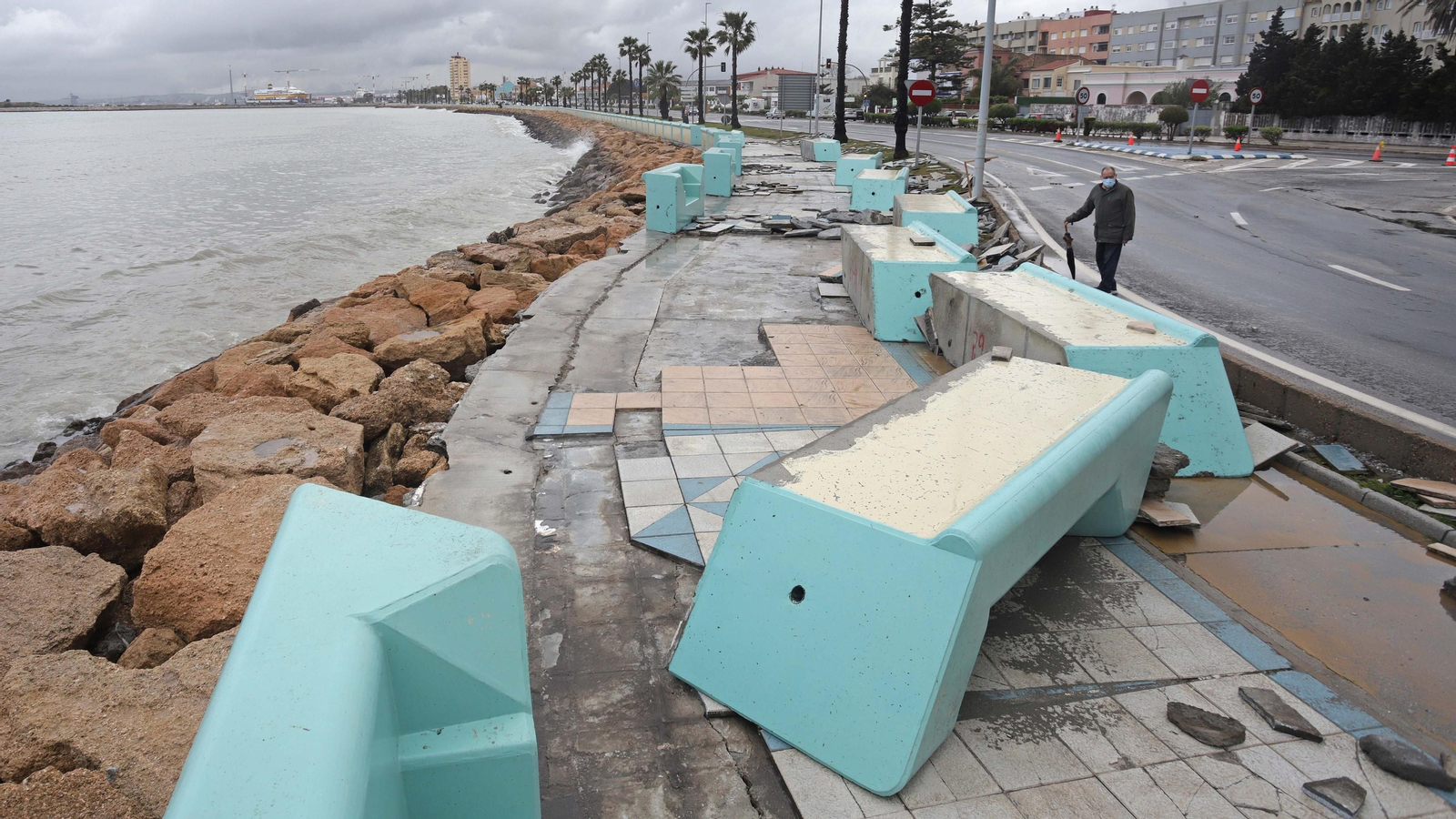 Fotos del paseo de Poniente tras el temporal