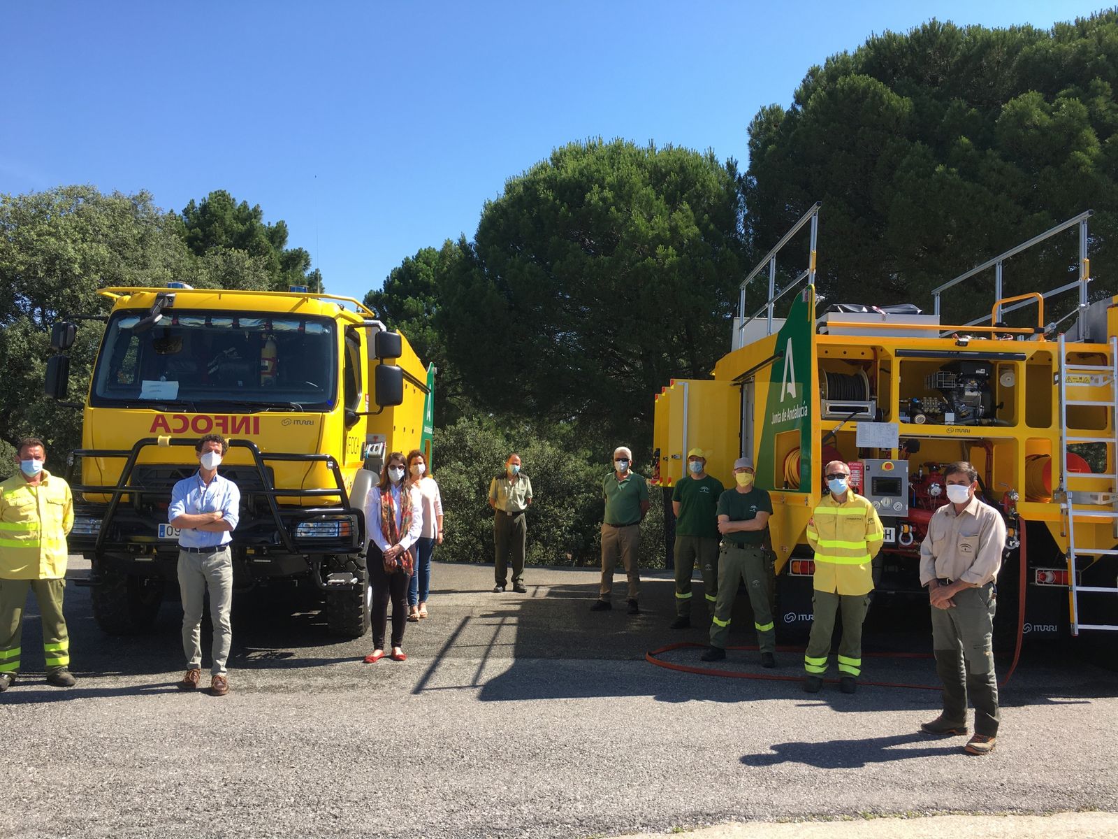 Presentación de los dos nuevos vehículos del Infoca