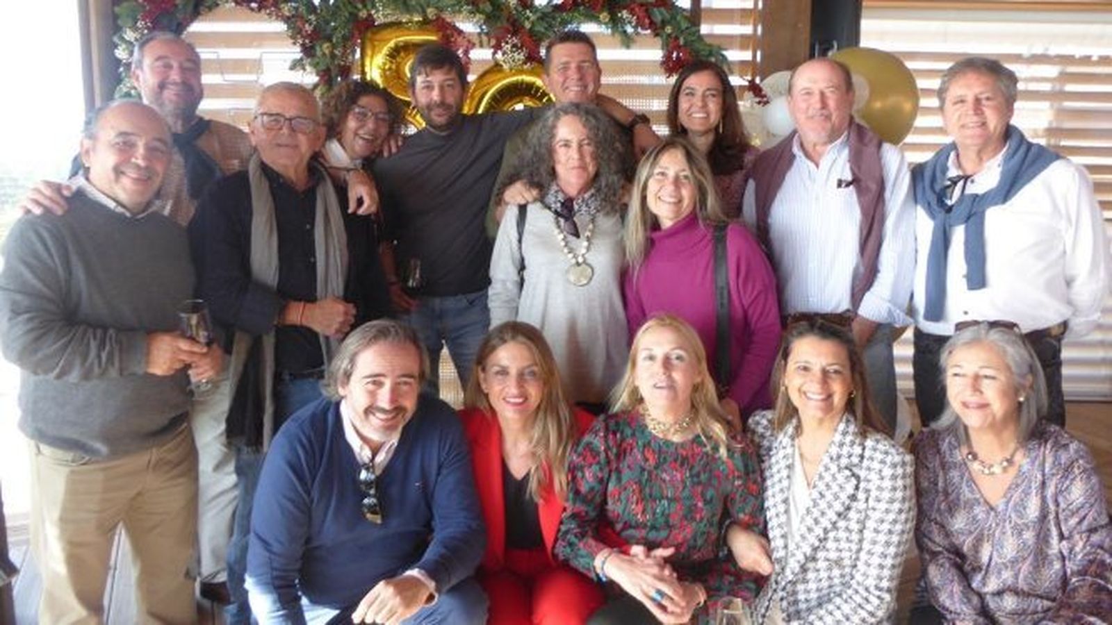 Joaquín Hernández, Tomás Valiente, Manolo Fossati, Carmen Romero, Isidro Santamaría, Carmen Cerezo, María José Benítez, Coli Columé, Ignacio Valdés, José Ramón Invernón, Alberto Grimaldi, Amalia Bulnes, Nieves Martínez, Maite Delgado y Tily Santiago