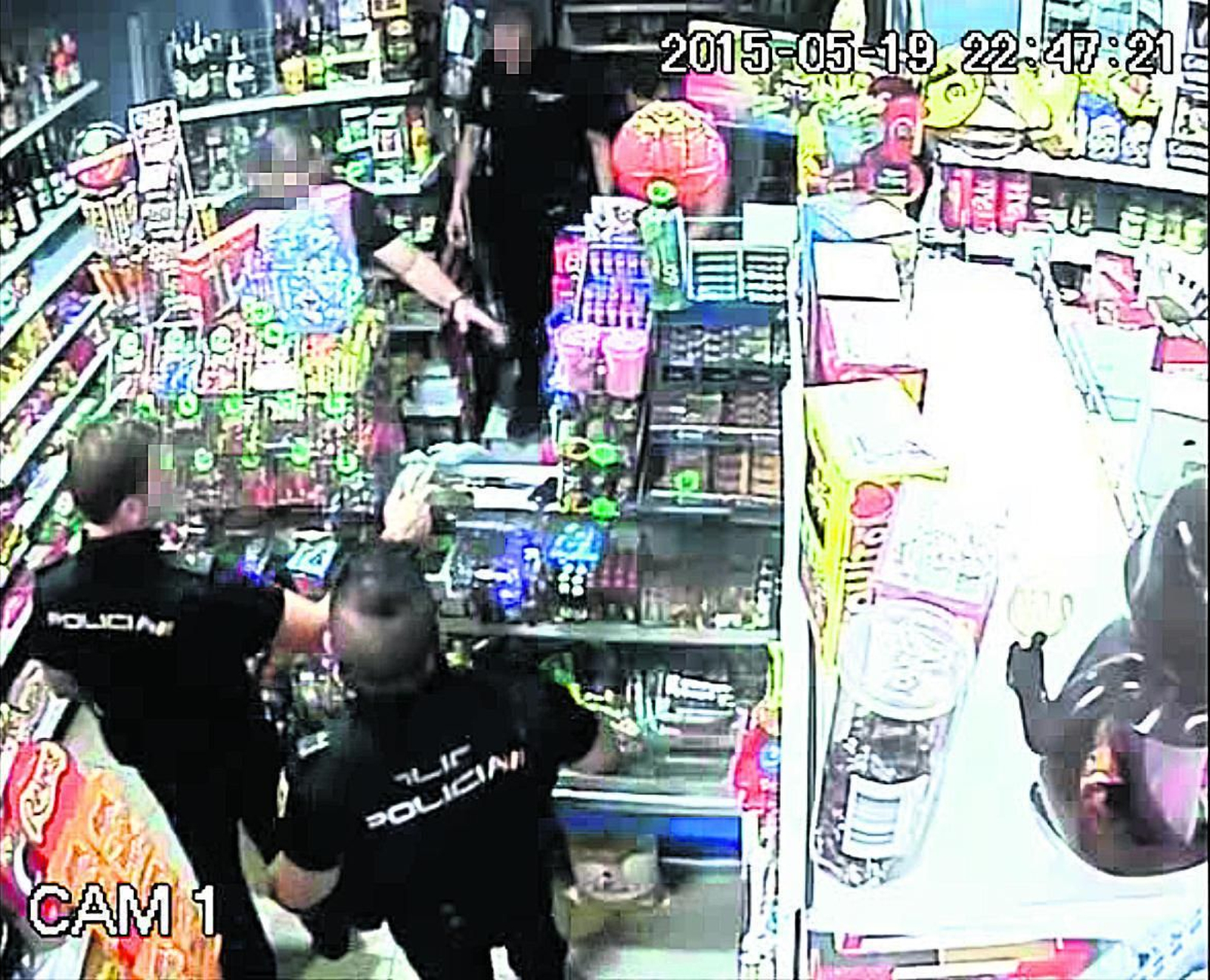 Levantan la suspensión a los agentes de la Macarena