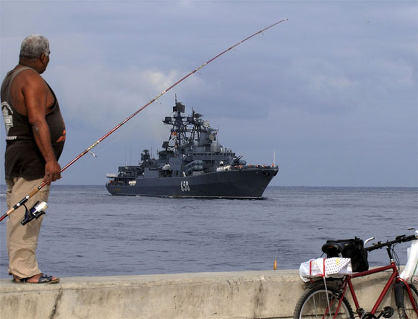 Tres buques de la Armada rusa llegan a La Habana