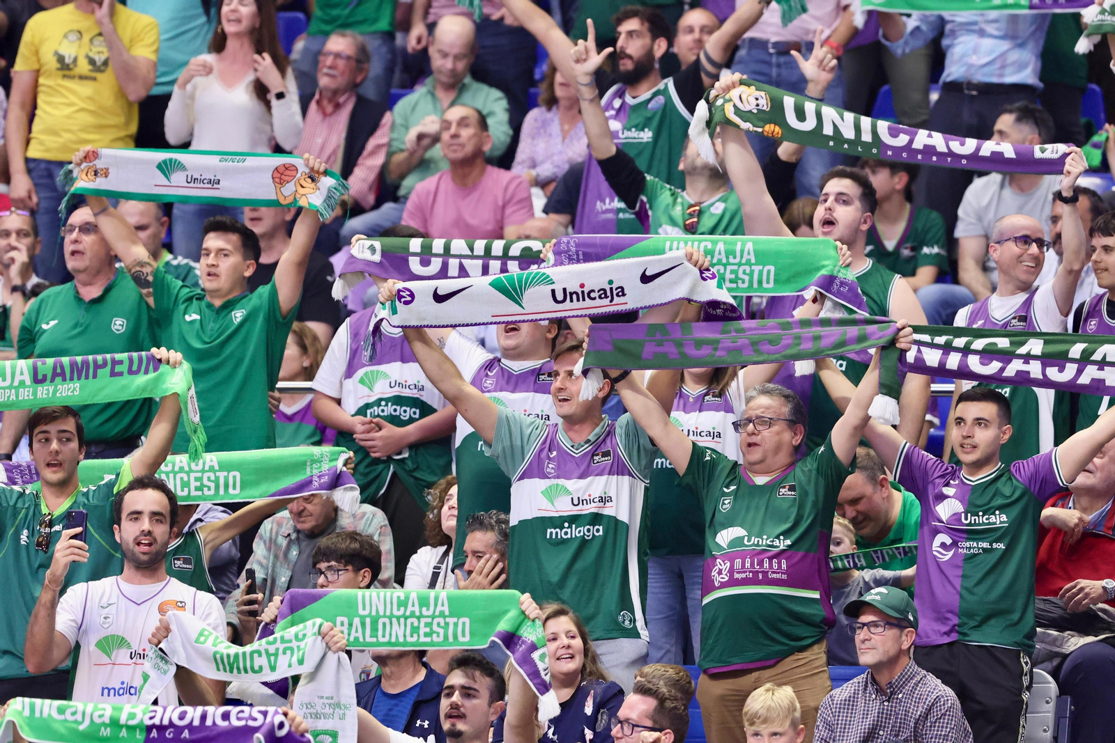 Búscate en las gradas del Carpena en el Unicaja-Baskonia