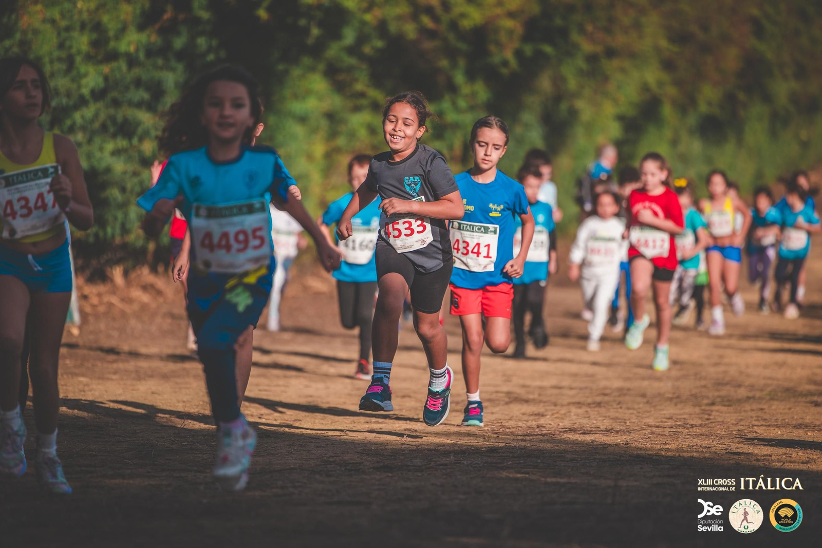 Búscate en las fotos del Cross de Itálica 2025 | 9