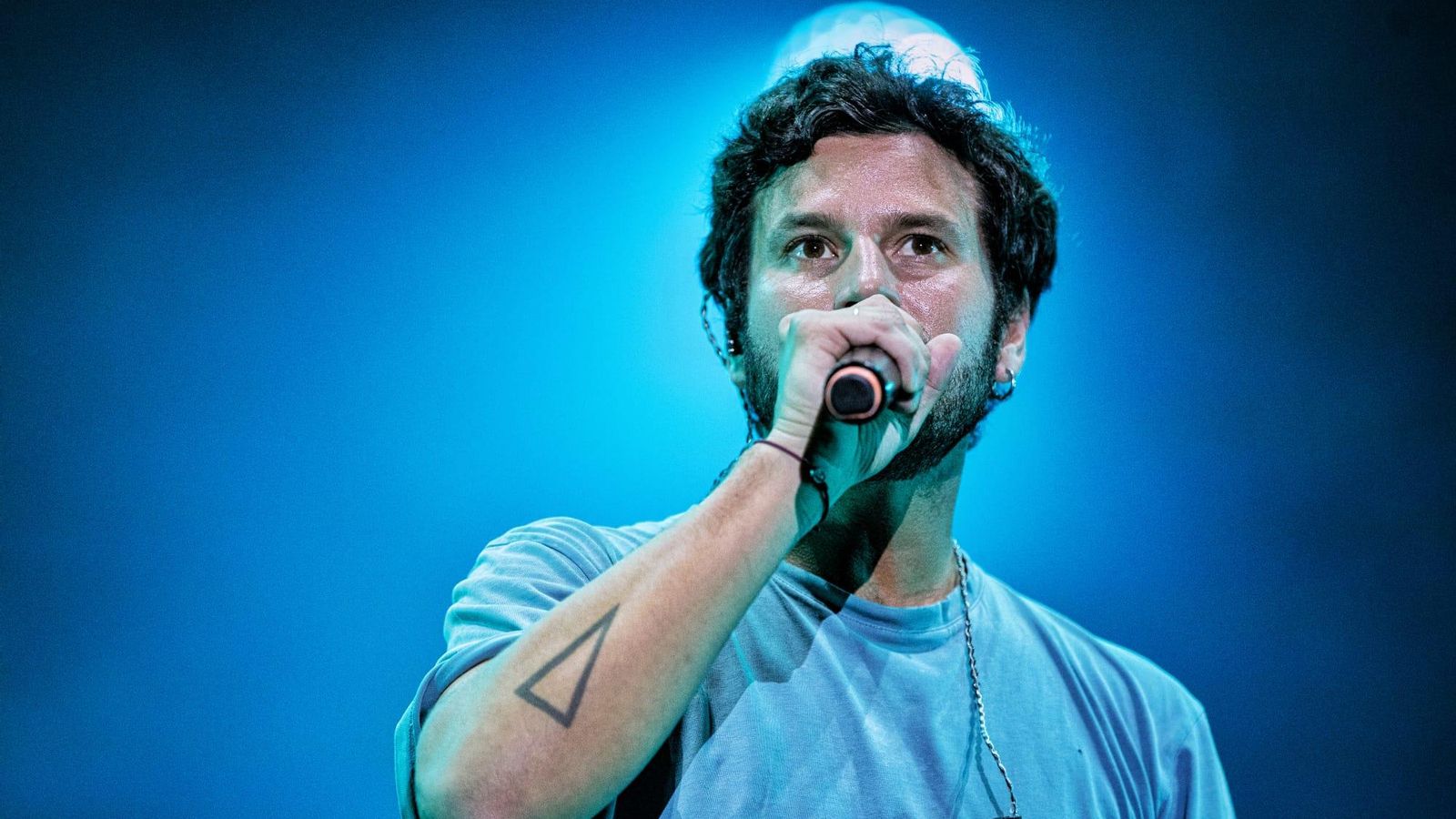 Willy Bárcenas durante el concierto en Chiclana