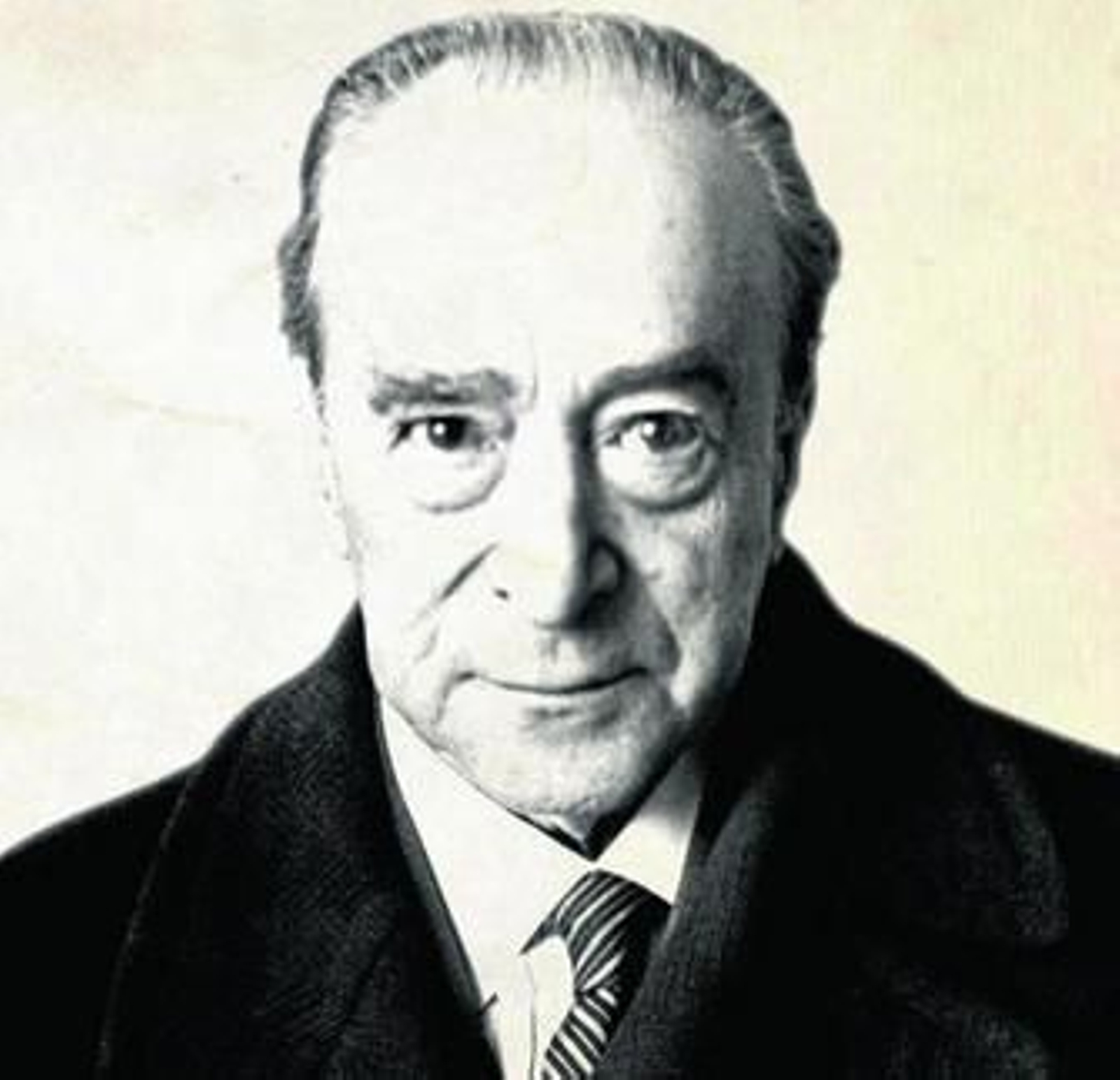 Julio Camba (1884-1962), gallego de Vilanova de Arousa.