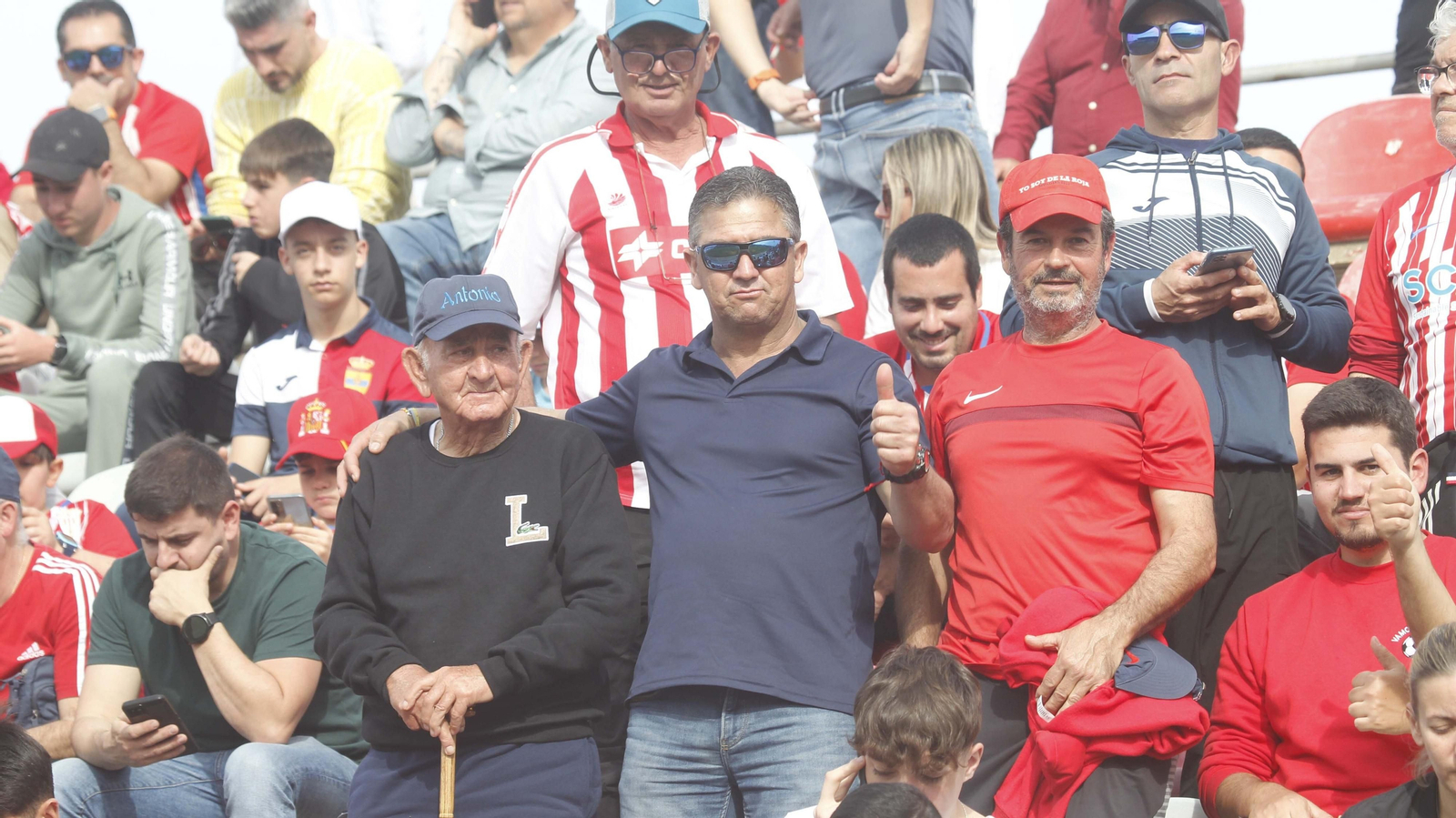 Búscate en el Algeciras CF  - Linares de Primera Federación