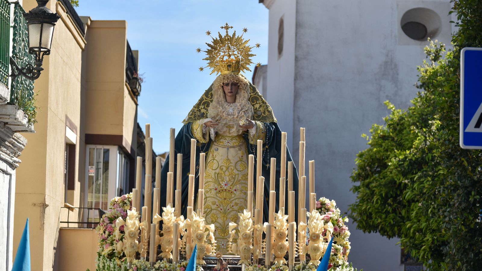 Fotos del Domingo de Ramos en Los Barrios: Borriquita y María Santisima de la Estrella