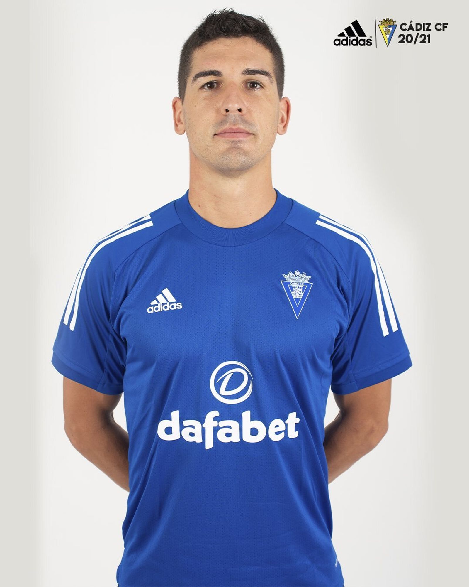 Líneas de entrenamiento y paseo para técnicos y jugadores.