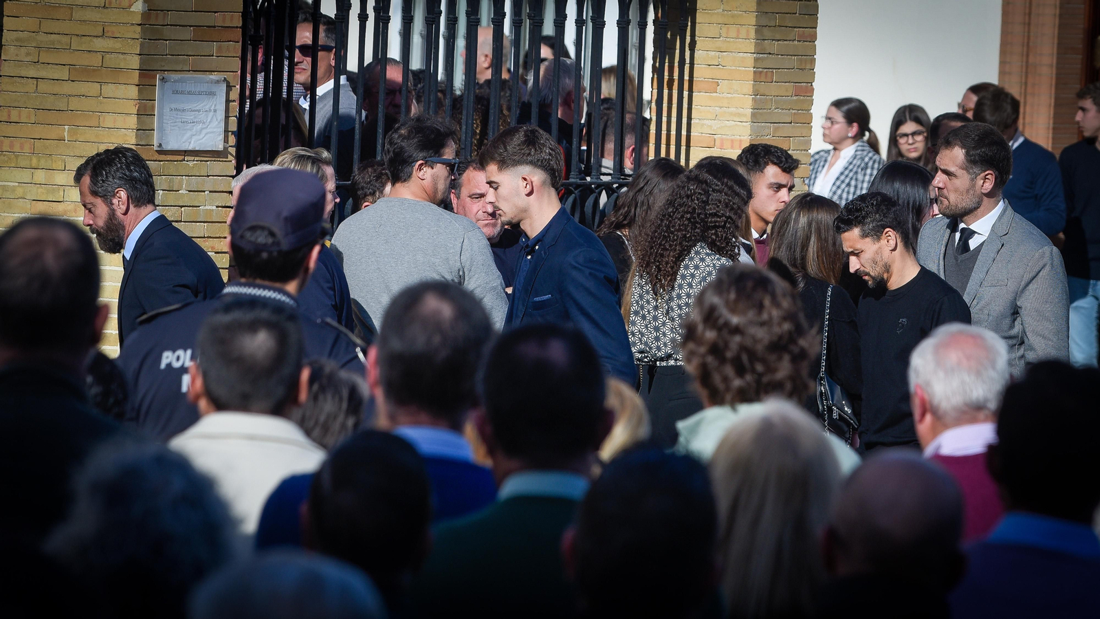 Funeral en Morón por las víctimas del accidente de la A-4
