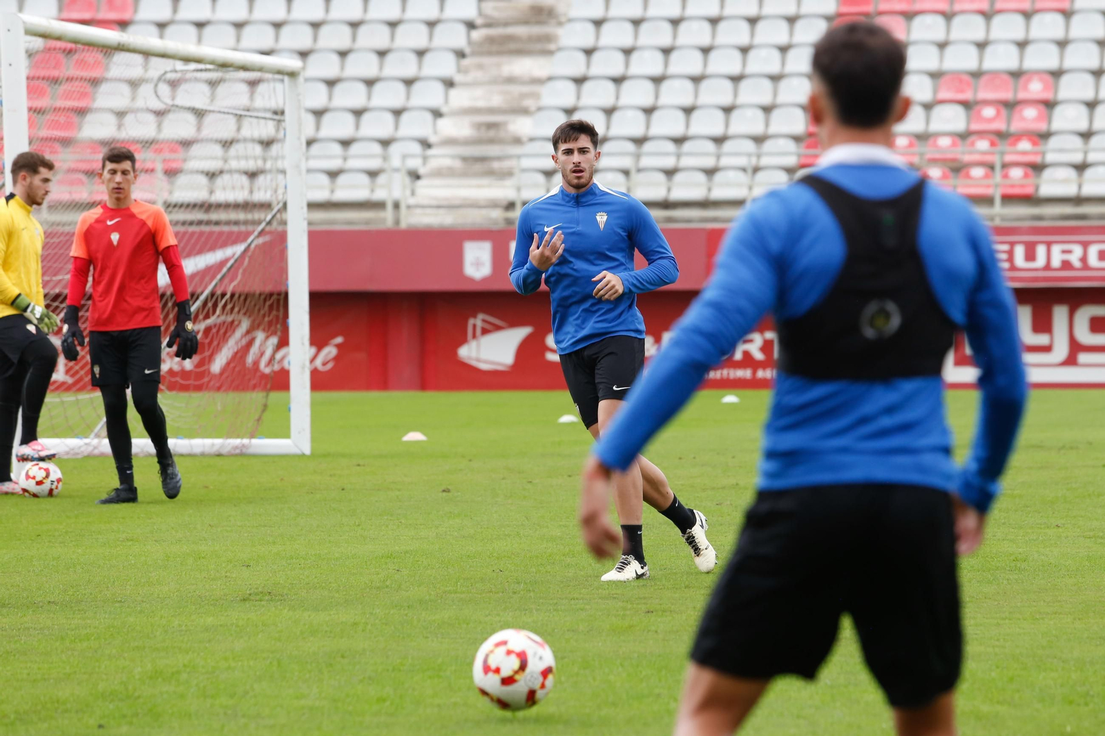 El entrenamiento del Algeciras CF antes de la visita al Recreativo de Huelva