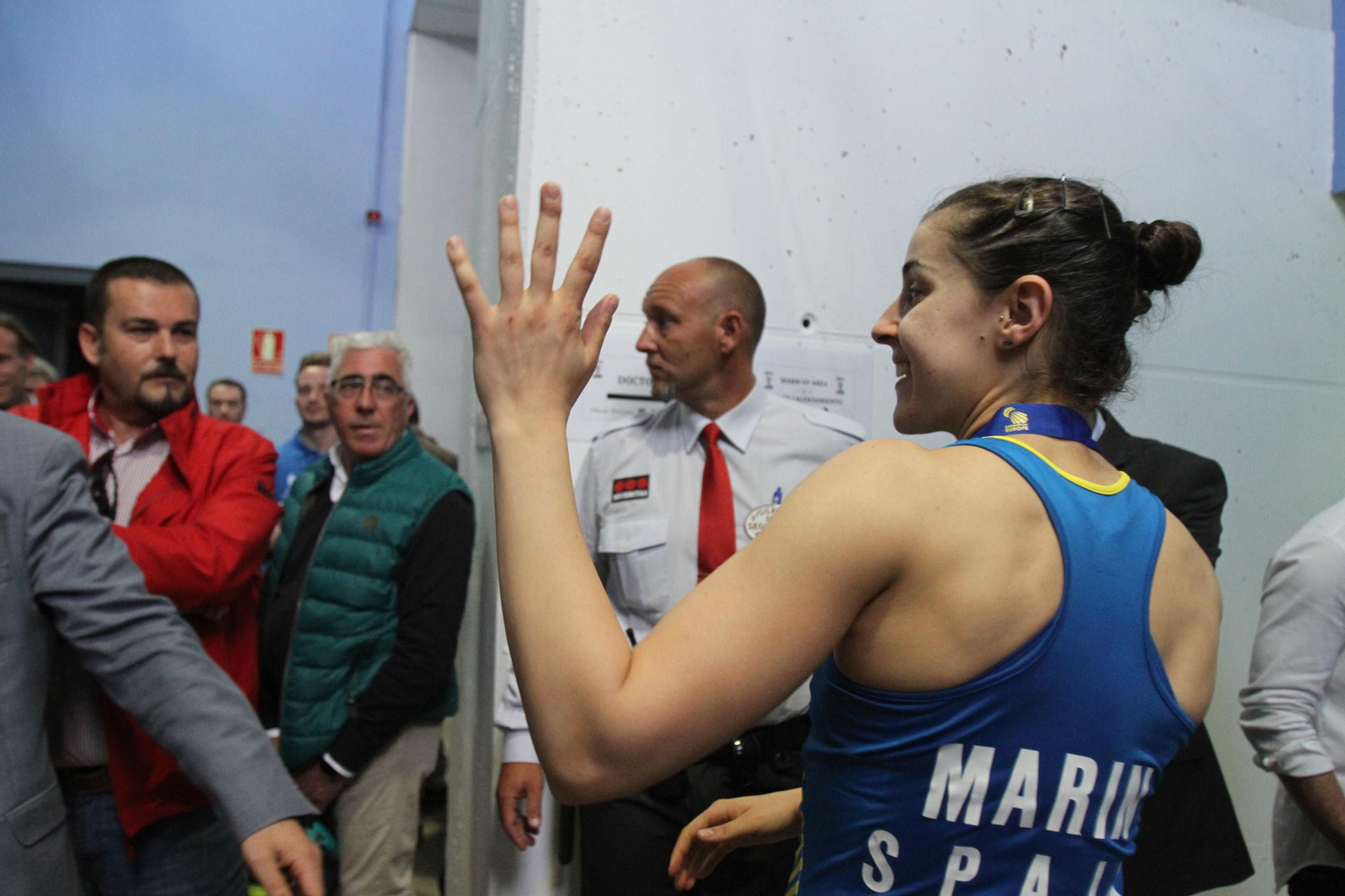 Diversas autoridades quisieron acompañar a la campeona en la gran final.