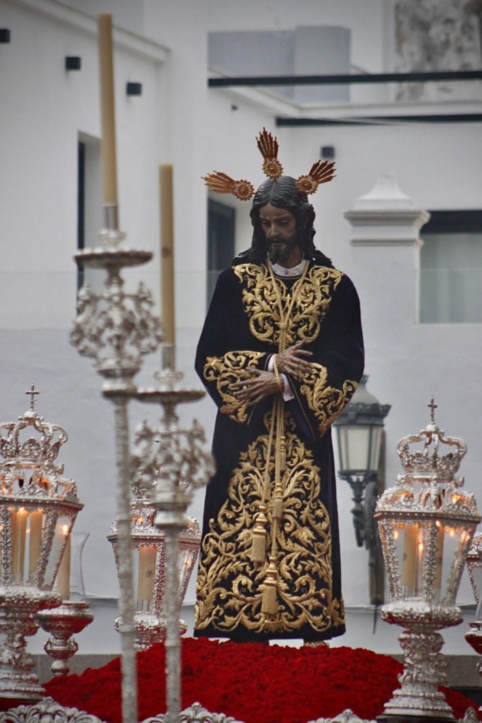 Martes Santo en El Puerto 2023: Las imágenes del Dolor y Sacrificio