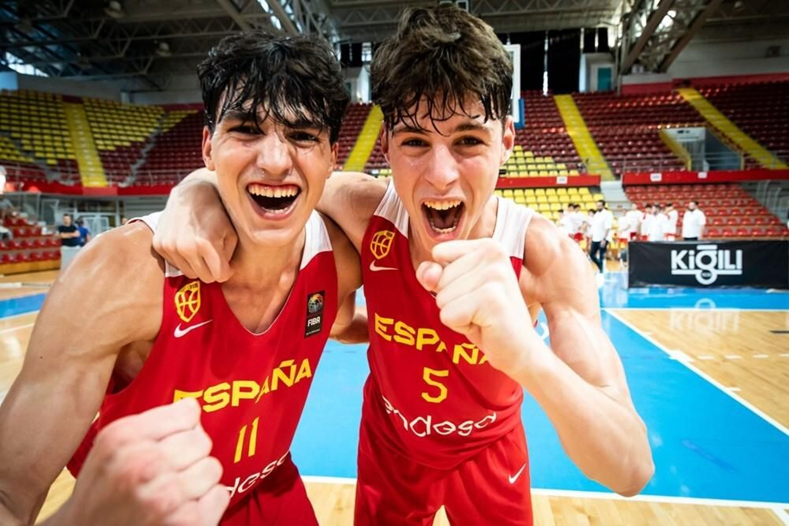 Las fotos de la exhibición de Mario Saint-Supéry ante Eslovenia