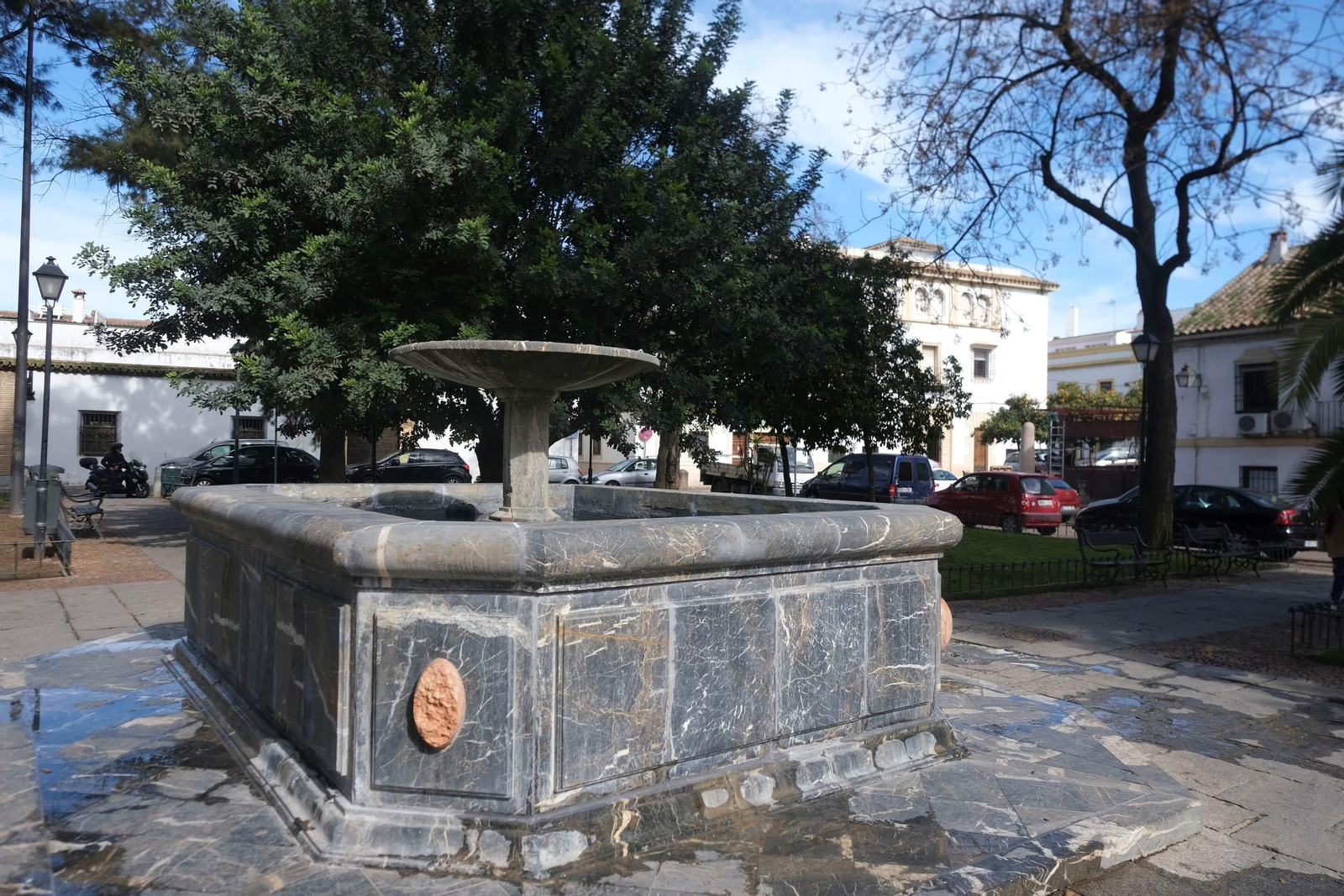 Fuente de la plaza de la Magdalena. Fuente de la plaza de la Magdalena.