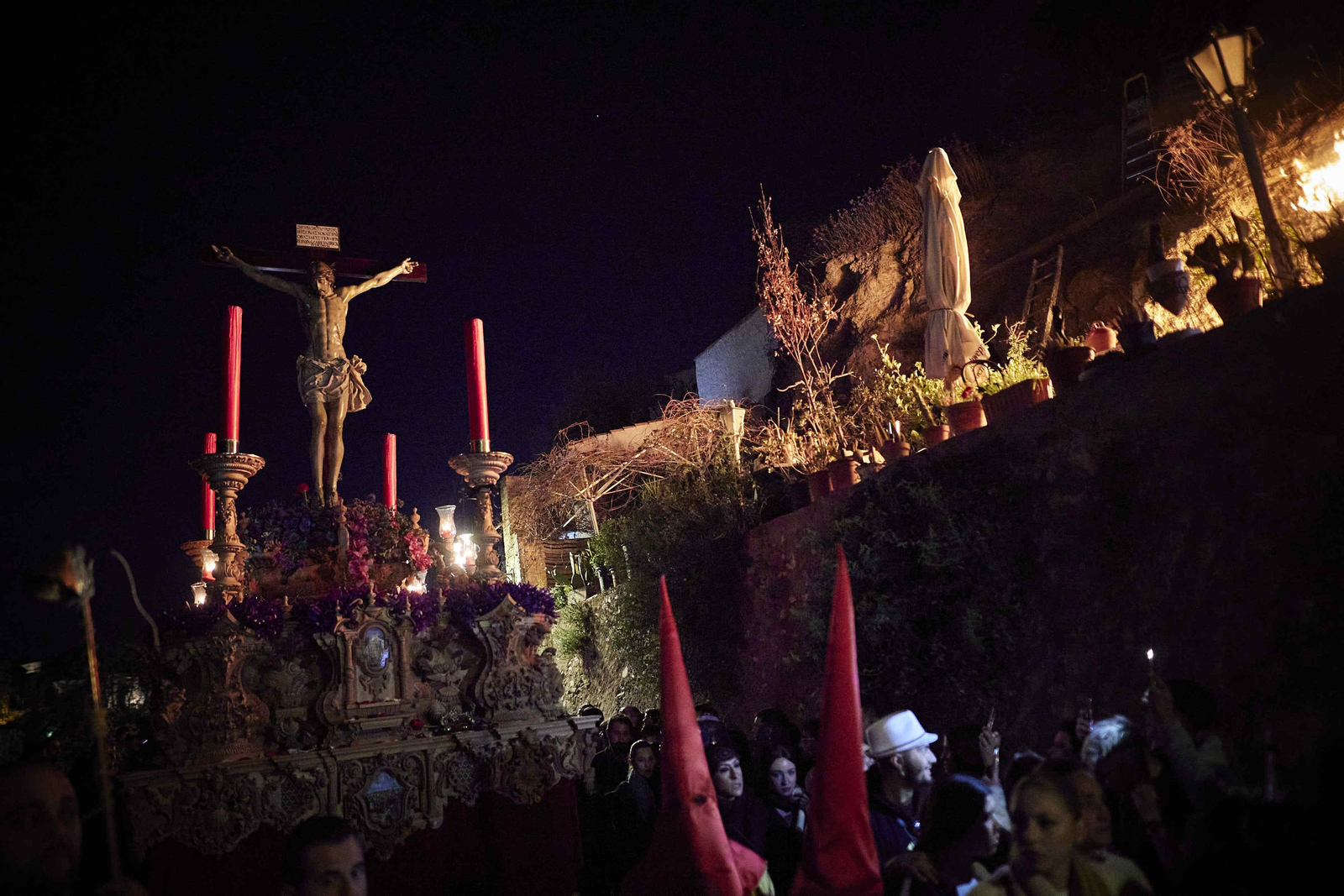 Imágenes: El Sacromonte se rinde ante su Cristo