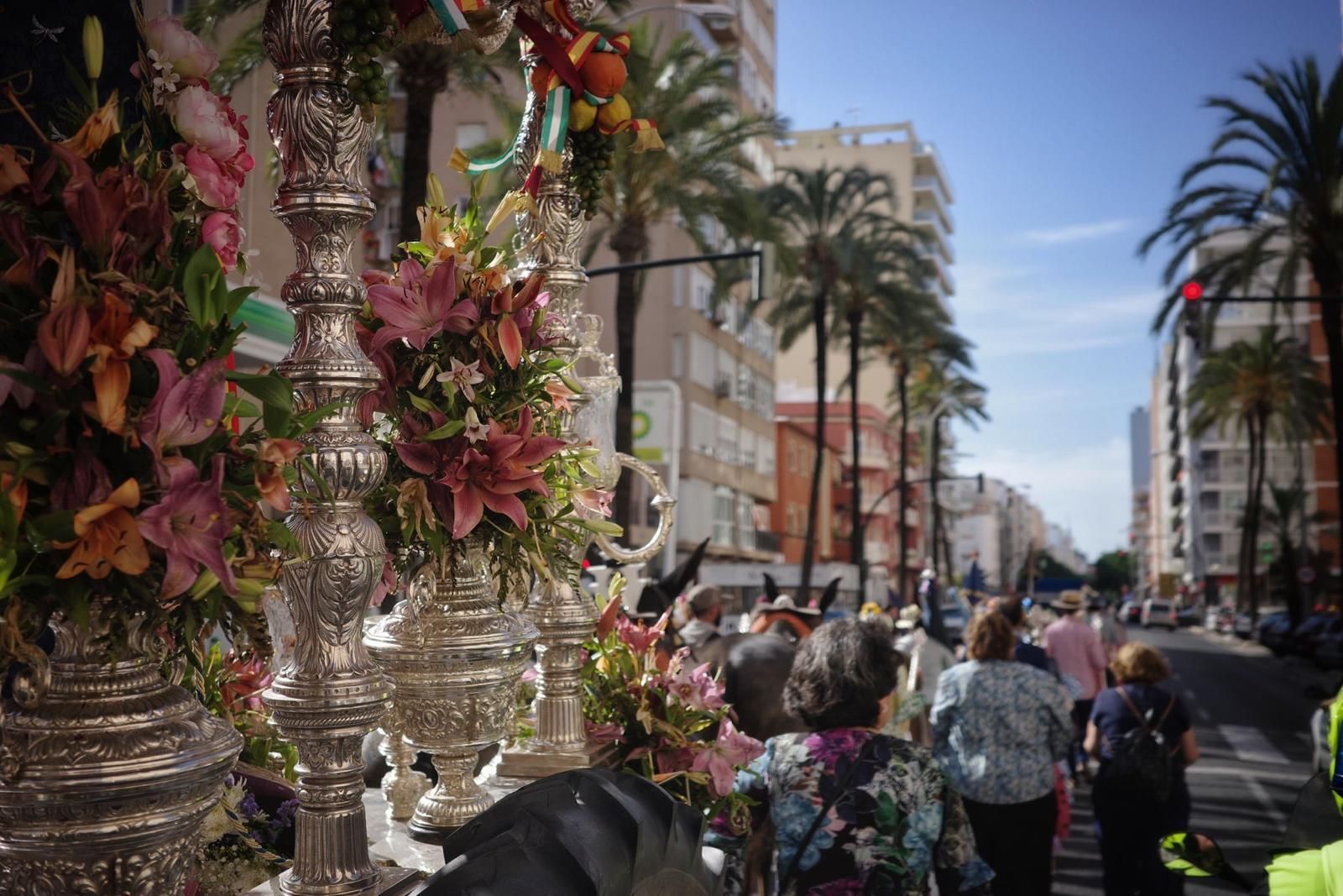 La llegada de la Hermandad del Rocío gaditana a Cádiz
