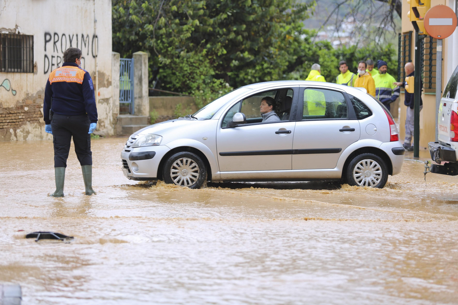 Campanillas anegada tras las lluvias, en fotos