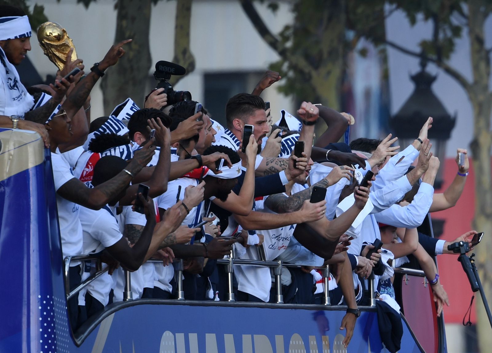 Francia celebra el triunfo de su selección en el Mundial