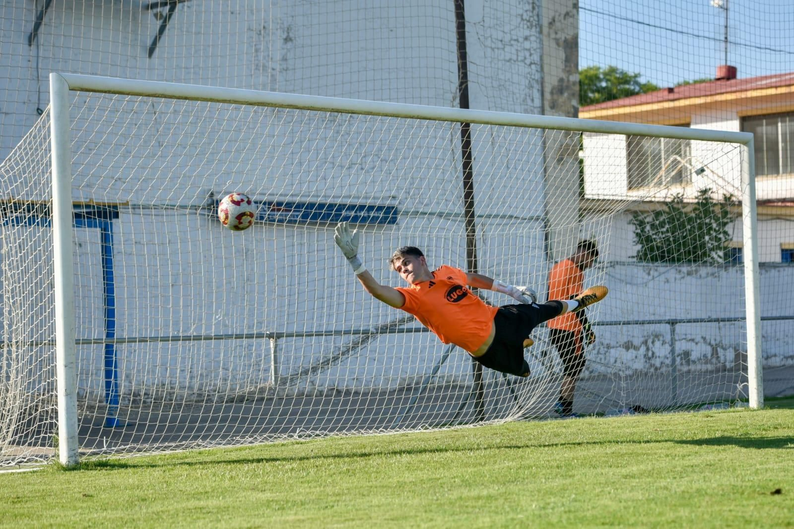 Las imágenes del entrenamiento del Xerez CD en el Estadio Pedro Garrido