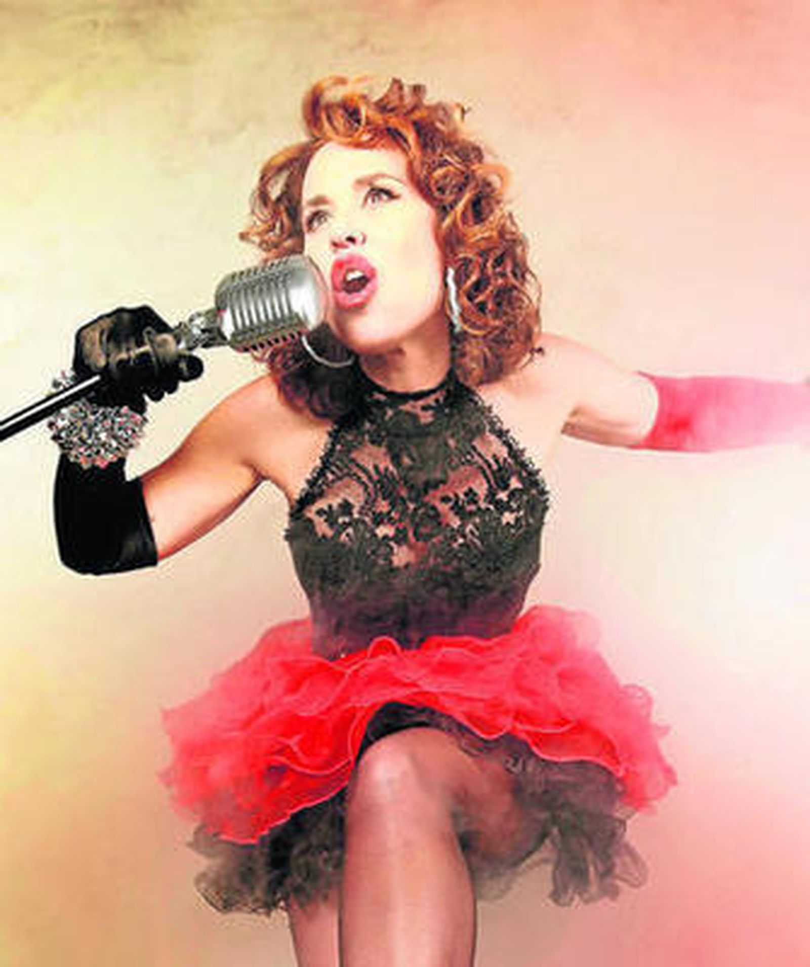 La madrileña en una fotografía promocional de su nueva producción musical, 'Llévatelo todo'.