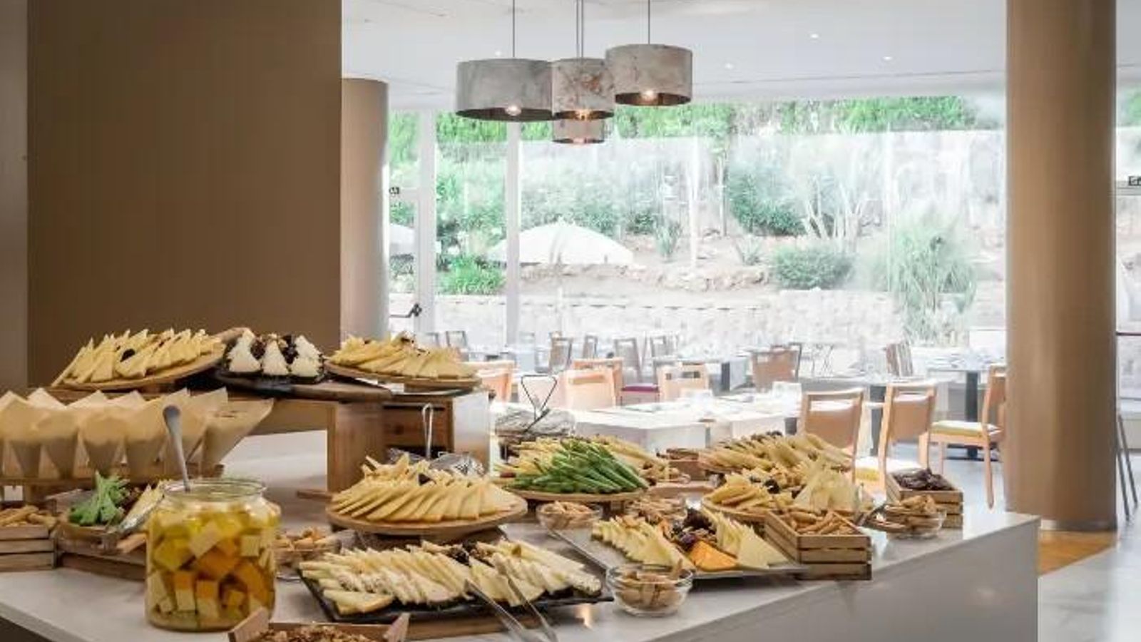 Buffet del Hotel Alegría, en Costa Ballena (Rota).
