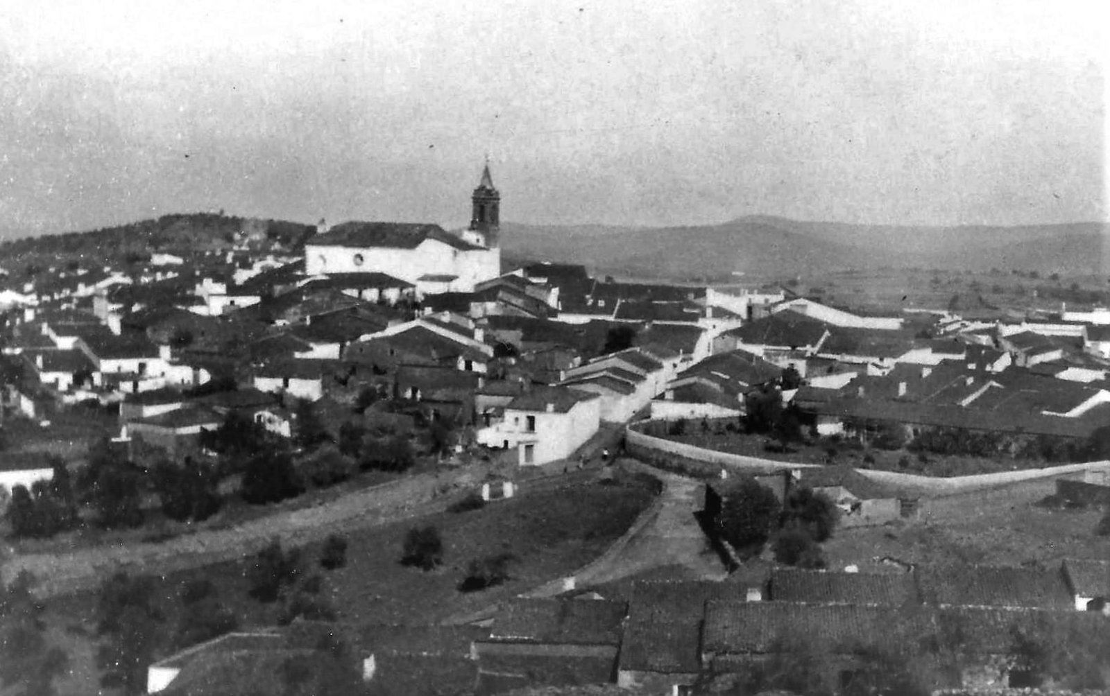 Encinasola a principios del siglo XX Archivo de Tomás López