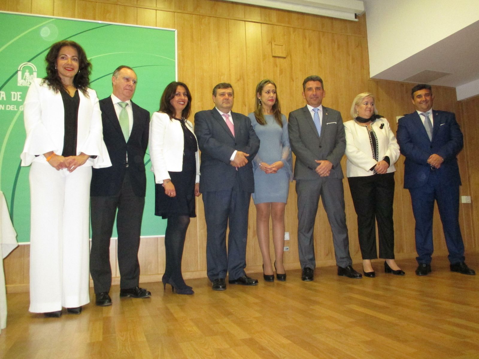 Los delegados de la Junta de Andalucía en Huelva, junto a Bella Verano y Francisco José Martínez.
