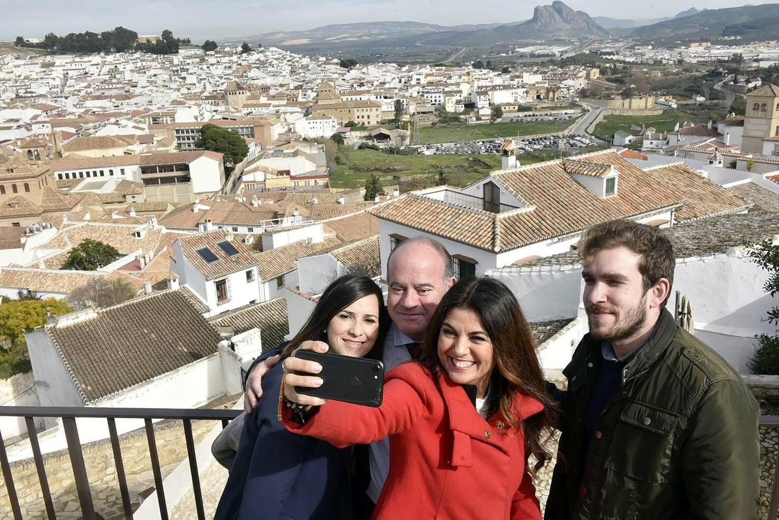 Visita de la delegada provincial de Turismo a Antequera