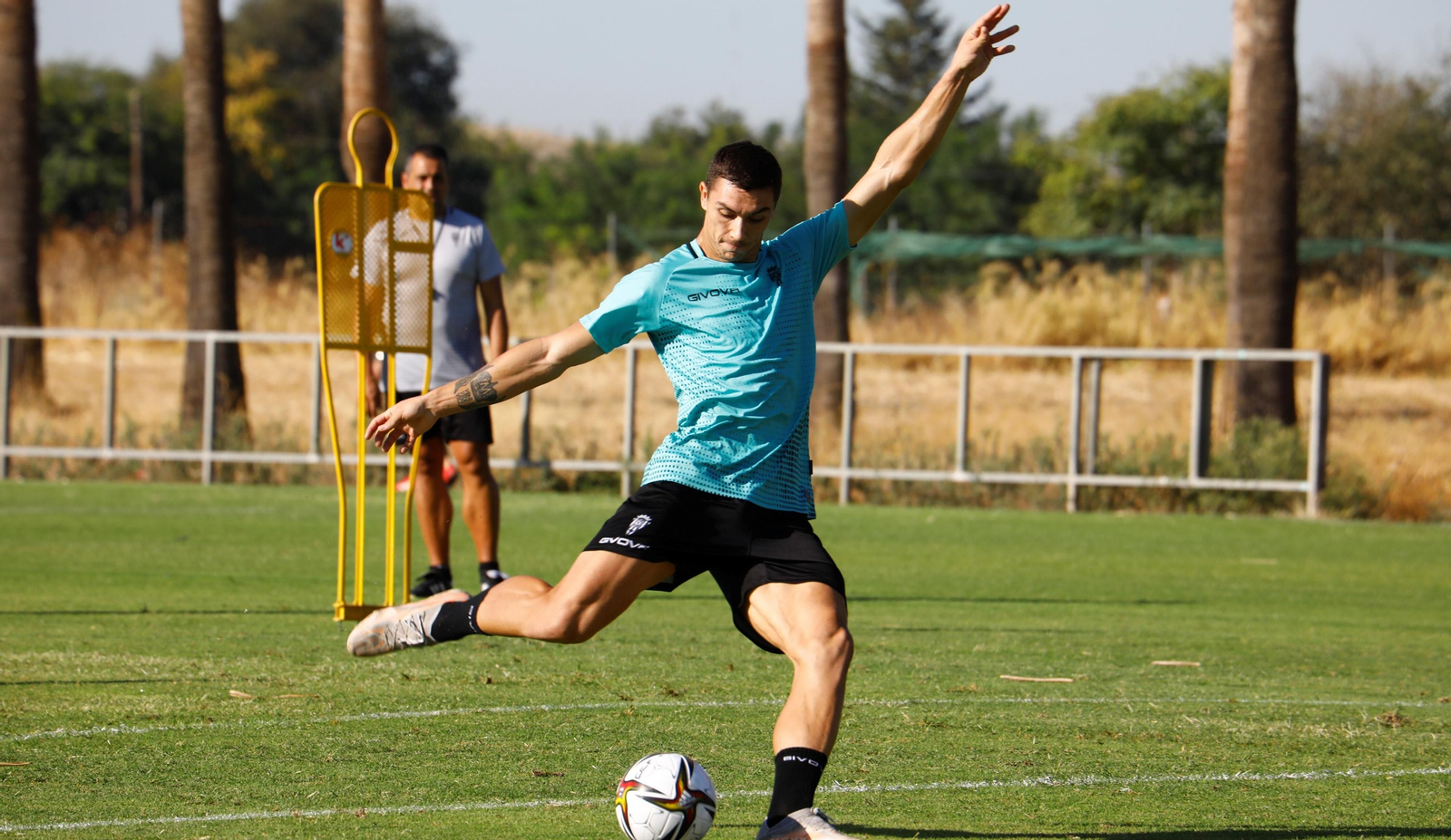 La plantilla del Córdoba CF 21-22, uno a uno