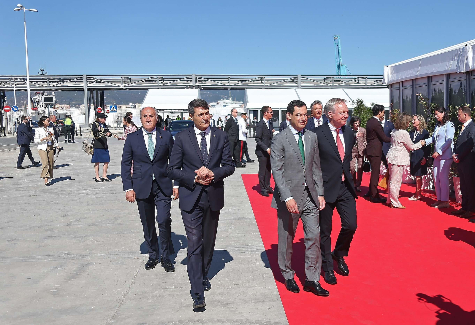 Fotos de la visita de los reyes Felipe VI y Guillermo Alejandro de Países Bajos al puerto de Algeciras Fotos de los reyes Felipe VI y Guillermo Alejandro de Países Bajos al puerto de Algeciras