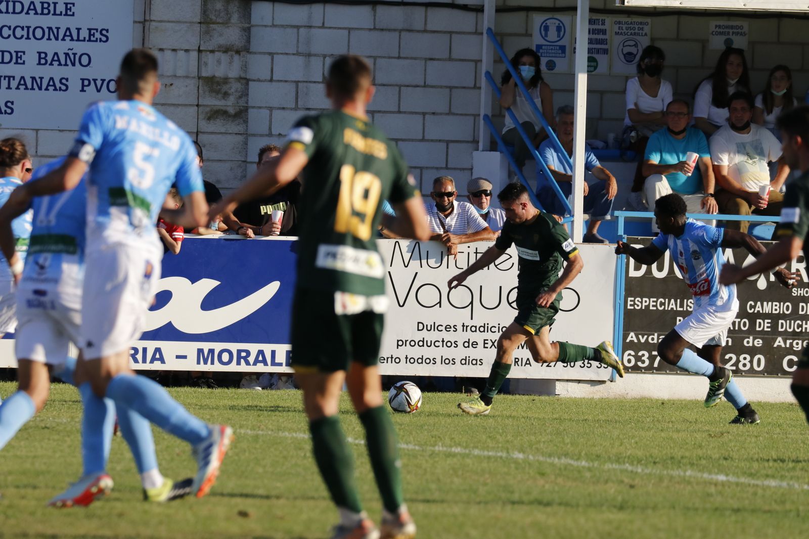 La victoria del Córdoba CF ante el CD Coria, en imágenes