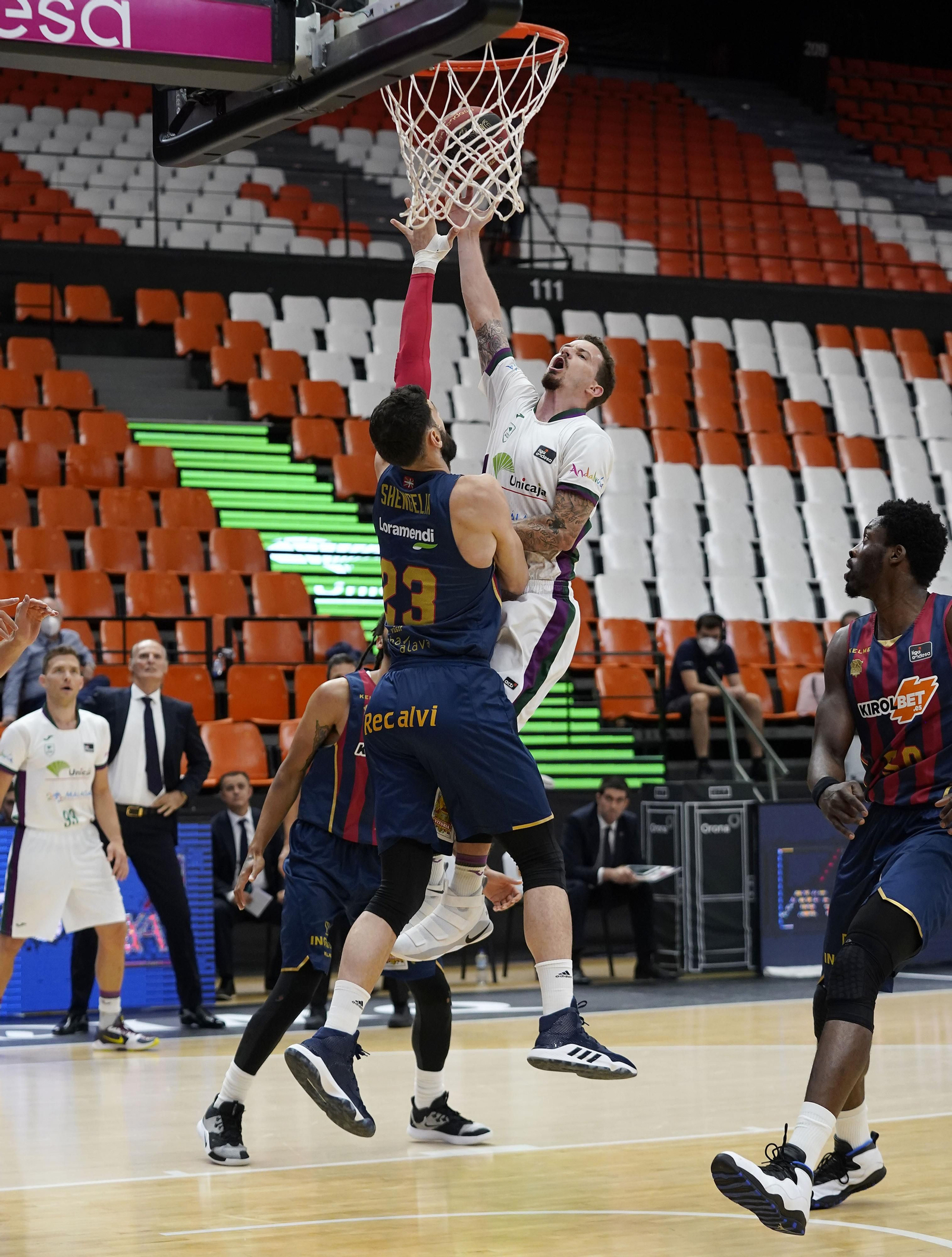 El Baskonia-Unicaja, en fotos