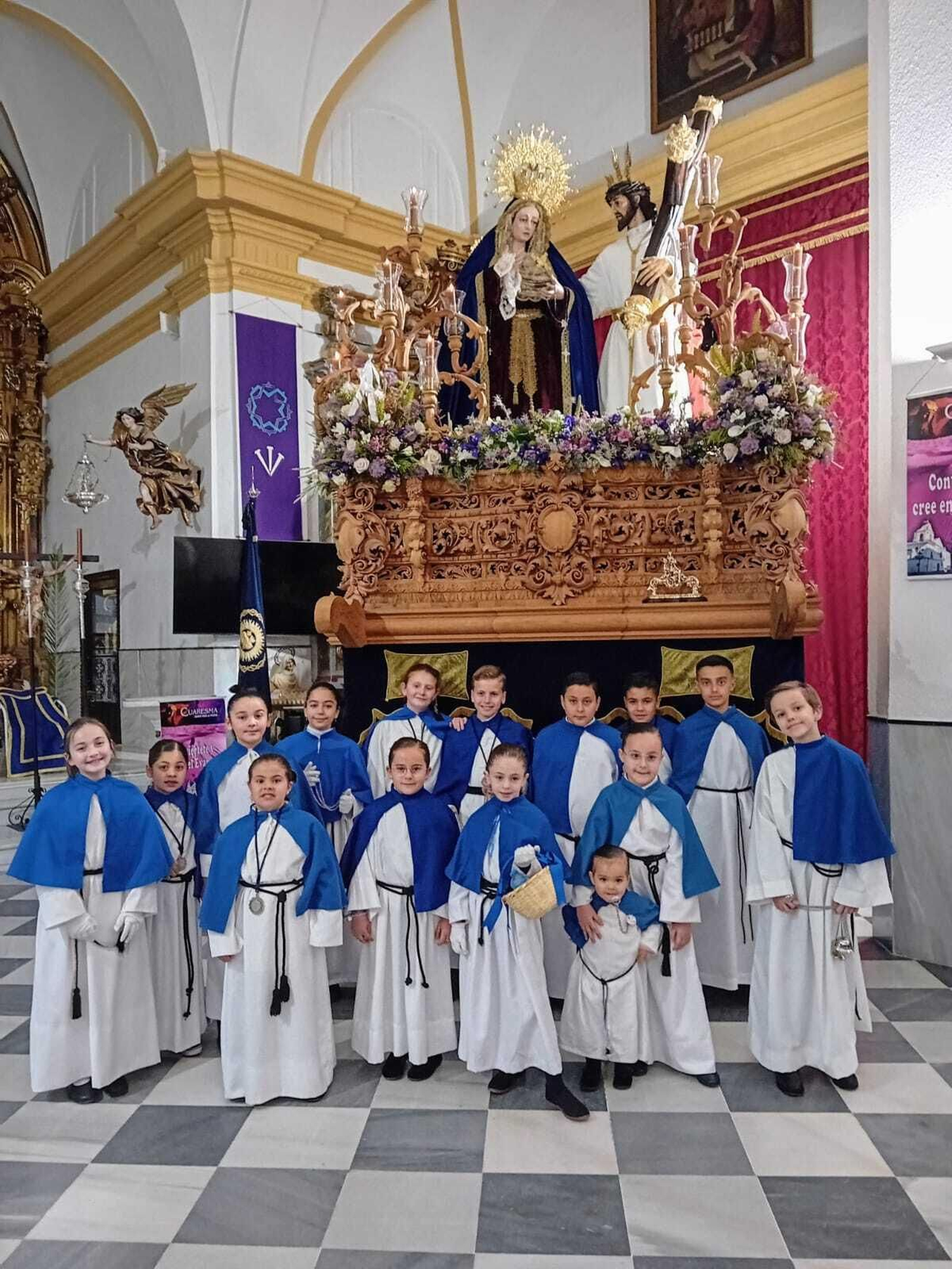 Las imágenes del Martes Santo en Chiclana 2024: El Amor y Afligidos