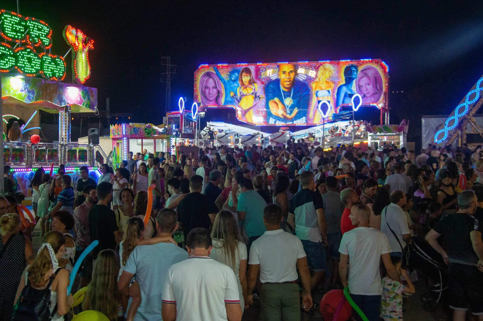 Imagen de archivo del ambiente en la feria de noche de Motril en 2022