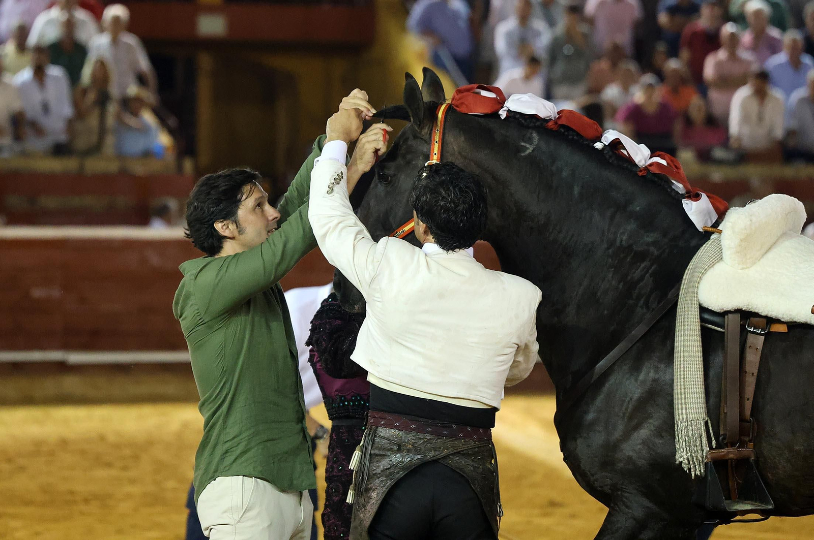 Toros La Merced: Imágenes de la tarde de Rejoneo con Diego Ventura, Andrés Romero y Sergio Galán